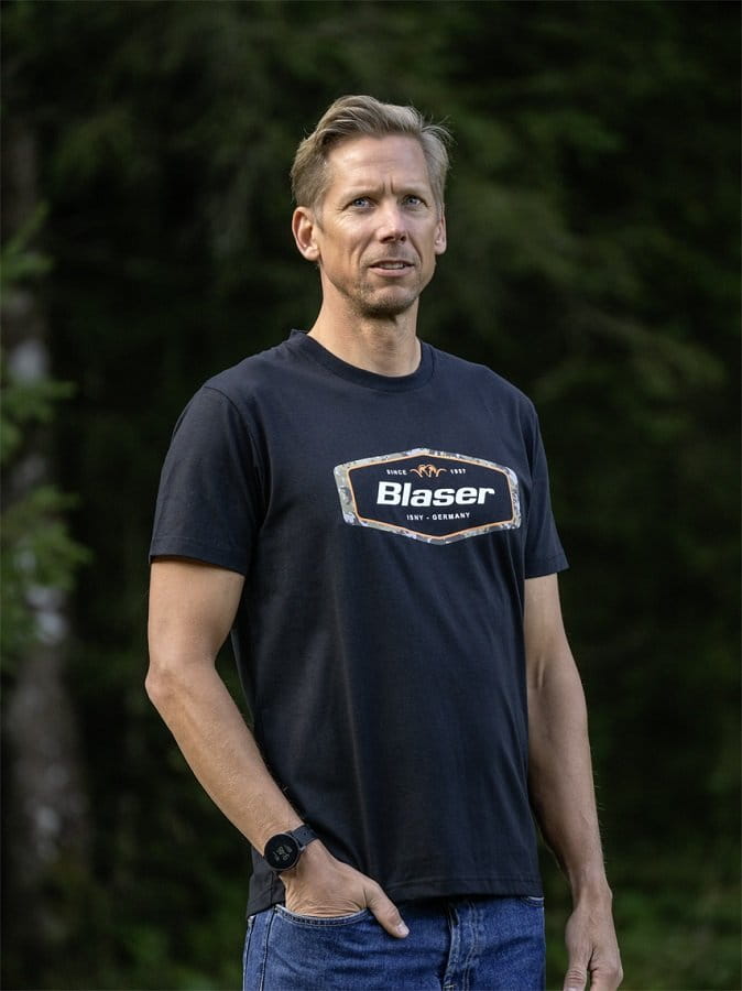 Herren Badge T24 - Hunters World