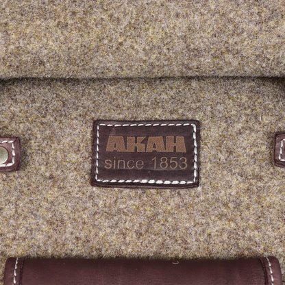 AKAH Rolltop-Rucksack aus Wollfilz und Olivenleder - Hunters World 