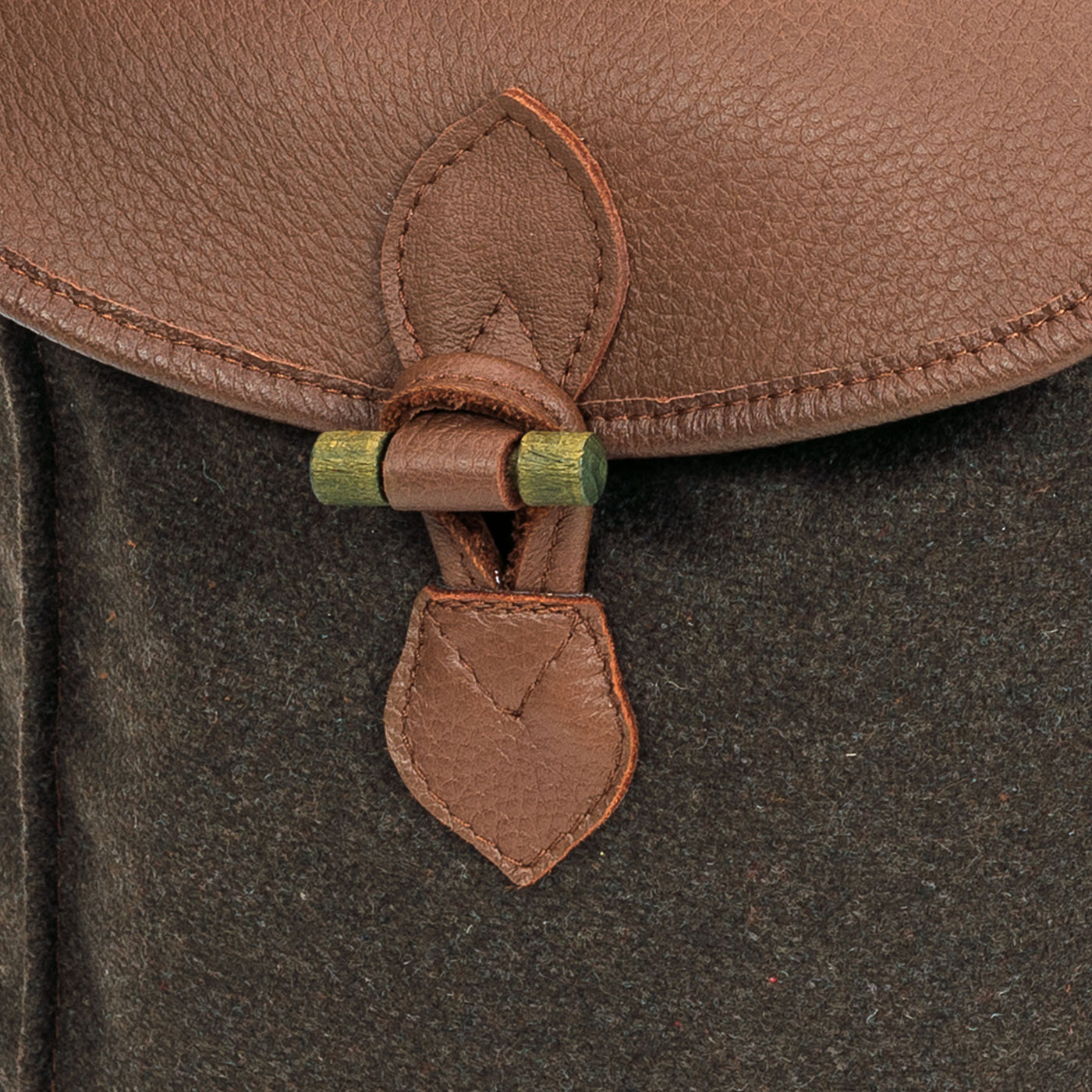 AKAH Rucksack "Loden de Luxe" mit Elch-Leder