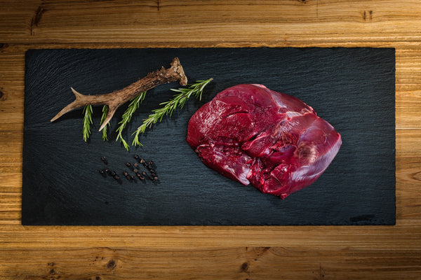 Rehkeule ausgelöst, Wildfleisch aus bayerischer Jagd