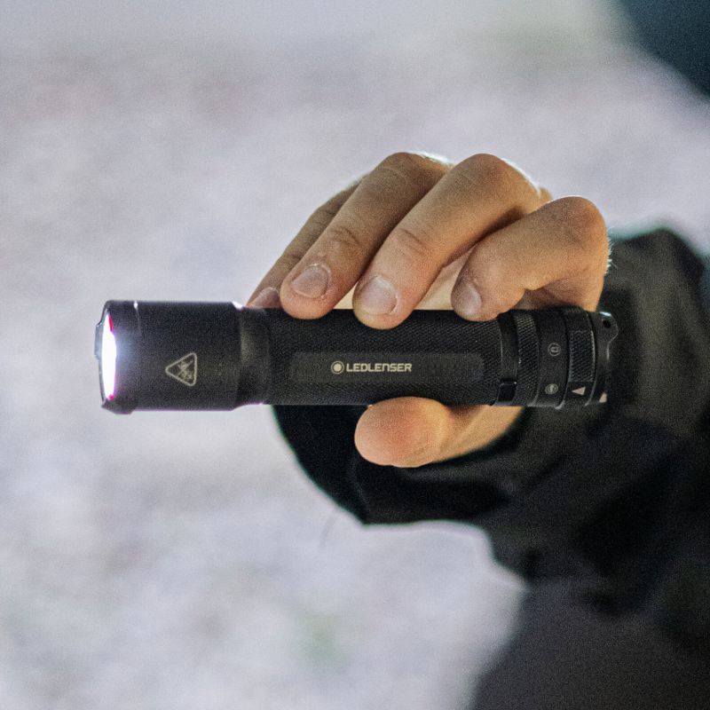 Taschenlampe Tactical Outdoor Set TAC7R
