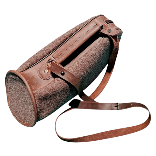 Jagdhorntasche aus Wollfilz mit Leder